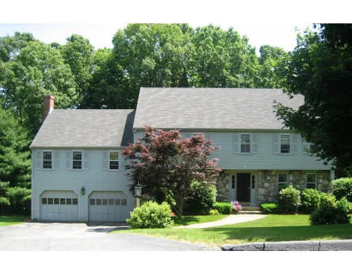 Unit for sale at 1 Olde Meetinghouse Rd, Westborough, MA 01581