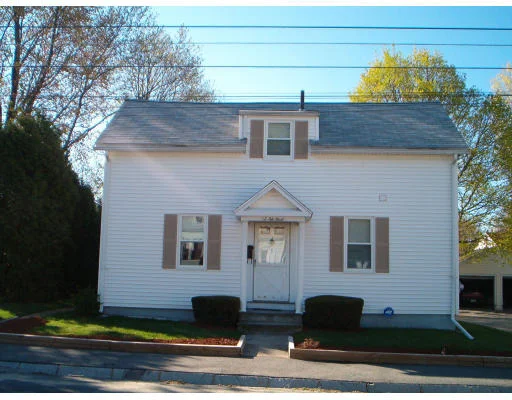 Unit for sale at 12 Ash St, Woburn, MA 01801