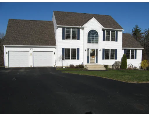 Unit for sale at 146 Macintosh Lane, Fitchburg, MA 01420