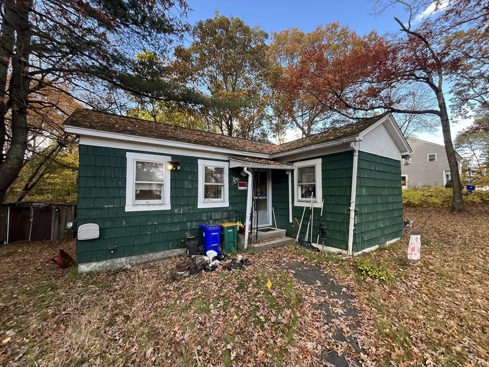 Unit for sale at 75 Grant St, Attleboro, MA 02703