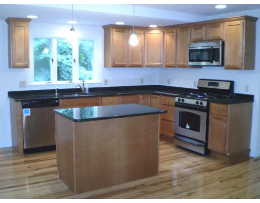Unit for sale at 5 Franklin Ave., Andover, MA 01810