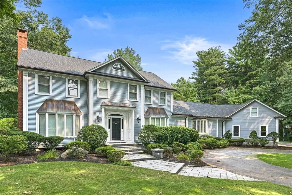 Unit for sale at 56 Lantern Ln, Needham, MA 02492