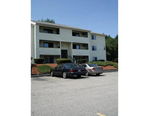 Unit for sale at 129 Quaker Highway, Uxbridge, MA 01569