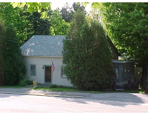 Unit for sale at 29 West Street, Barre, MA 01005
