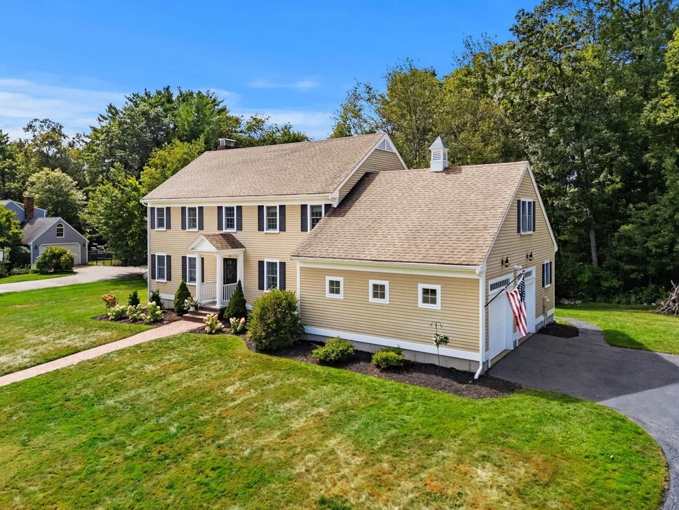 Unit for sale at 20 Virginia Lane, Newburyport, MA 01950