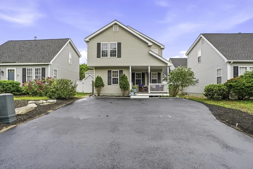Unit for sale at 86 Violetwood Cir, Marlborough, MA 01752
