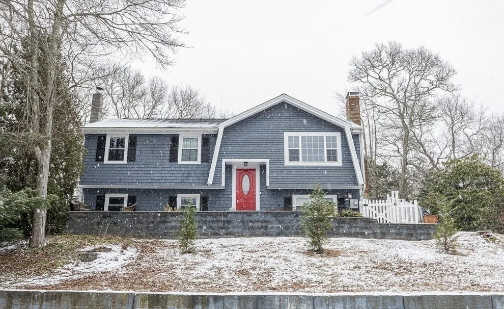 Unit for sale at 10 Observatory Ln, Bourne, MA 02559