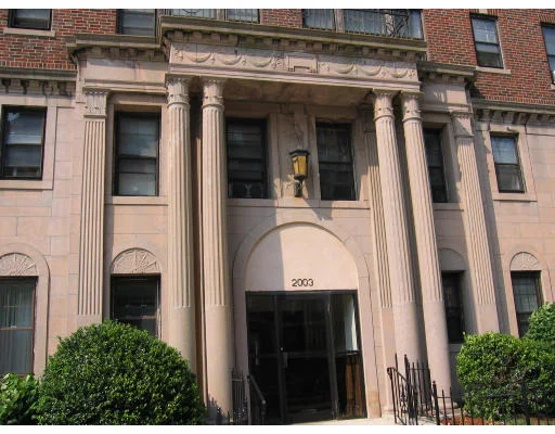 Unit for sale at 2003 Commonwealth Ave, Boston, MA 02135