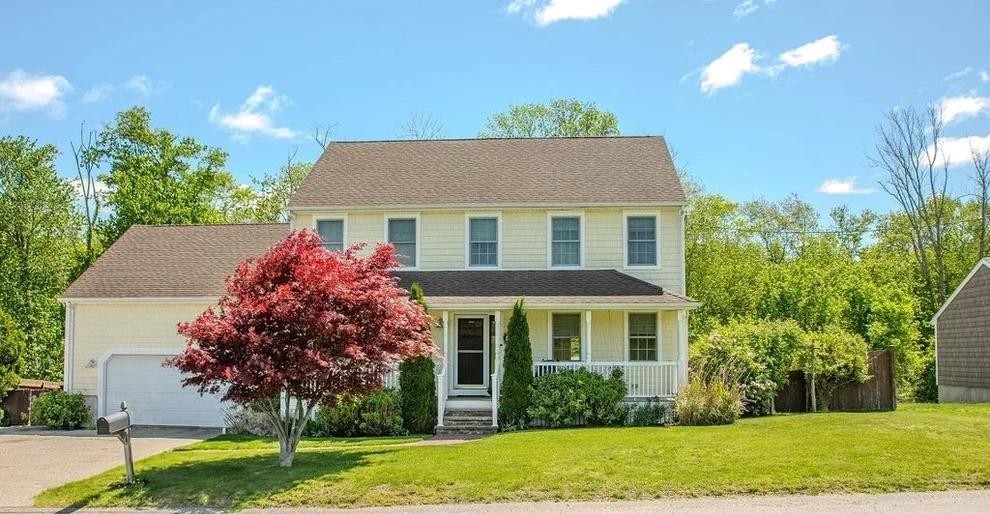 Unit for sale at 350 Millers Ln, Somerset, MA 02726