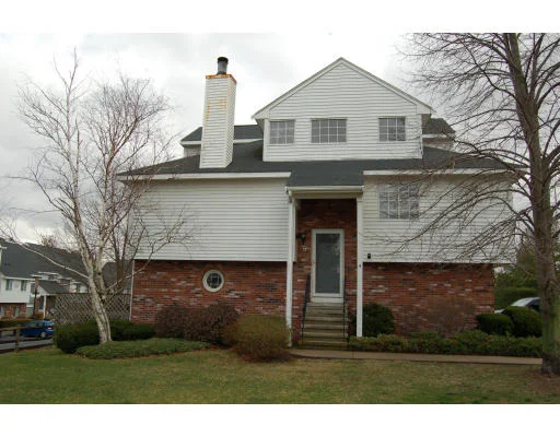 Unit for sale at 175 Tall Oaks Dr., Weymouth, MA 02190