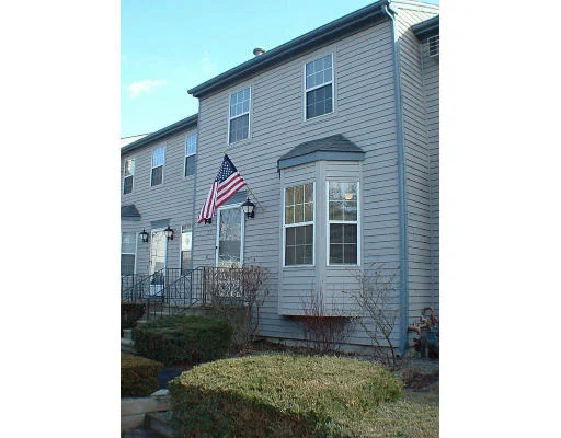 Unit for sale at 565 Quaker Ln, West Warwick, RI 02893