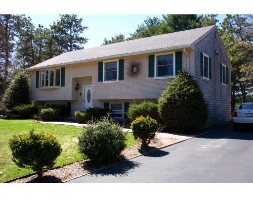 Unit for sale at 18 Hood Dr, Plymouth, MA 02360