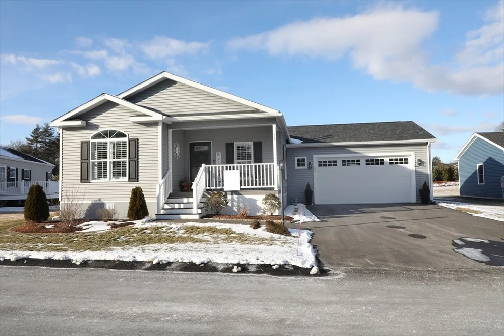 Unit for sale at 96 Sycamore Lane, Taunton, MA 02780