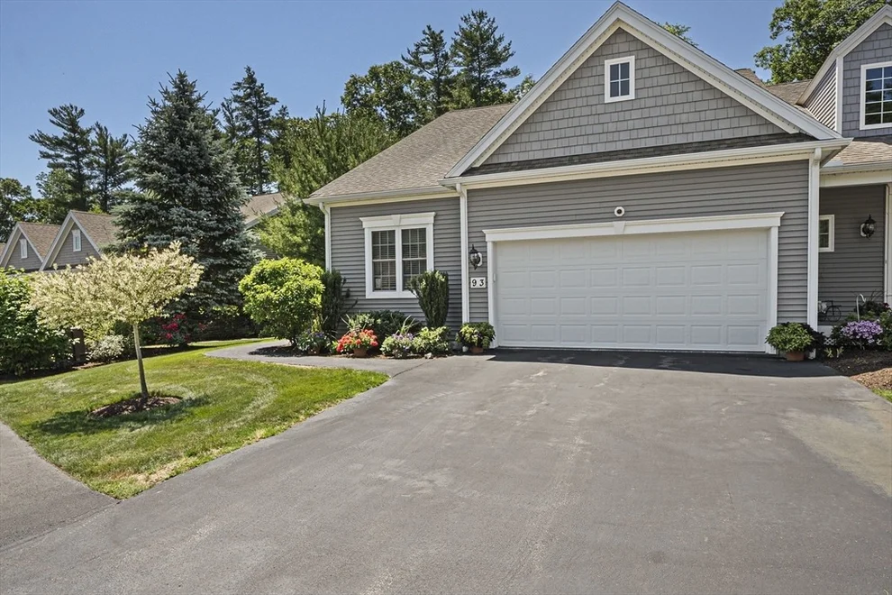 Unit for sale at 93 Stonebrigdge, Hanson, MA 02341
