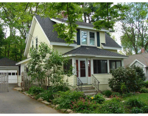 Unit for sale at 8 Romola Rd, Worcester, MA 01605