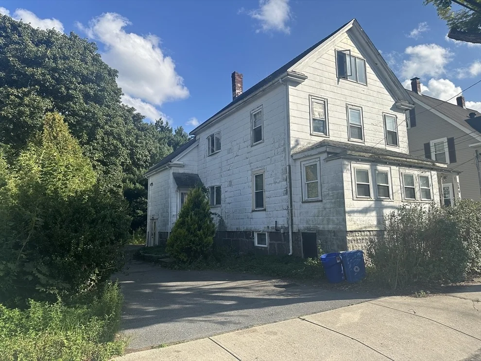 Unit for sale at 264 Liberty St, Quincy, MA 02169