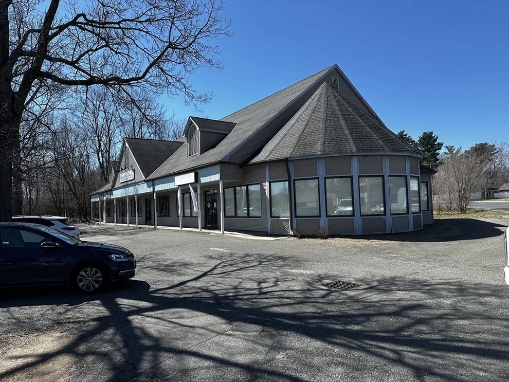 Unit for sale at 16-24 Arnold Ave, Springfield, MA 01119