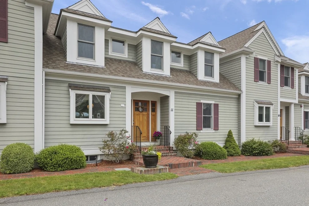 Unit for sale at 850 W Falmouth Hwy, Falmouth, MA 02540