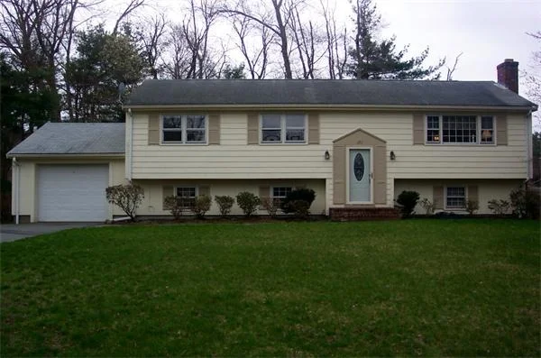 Unit for sale at 101 Old Plain Street, Marshfield, MA 02050