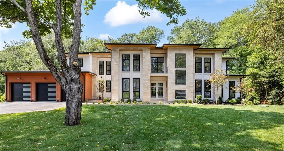 Unit for sale at 8 Blueberry Lane, Lexington, MA 02420