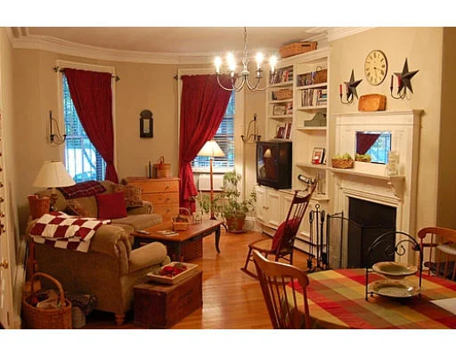 Unit for sale at 146 Warren Ave, Boston, MA 02116