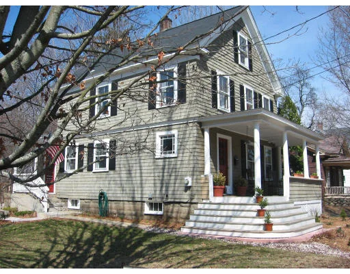Unit for sale at 219 Commonwealth Avenue, Concord, MA 01742