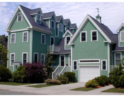 Unit for sale at 149-S Fayerweather St, Cambridge, MA 02138