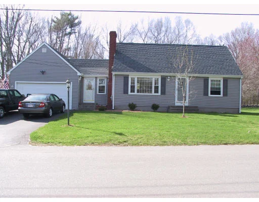 Unit for sale at 21 Sherwood Rd, Attleboro, MA 02703