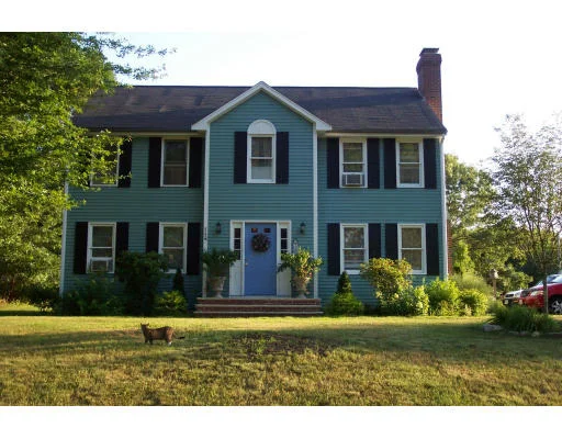 Unit for sale at 14 Virginia Meadows Dr, Attleboro, MA 02703