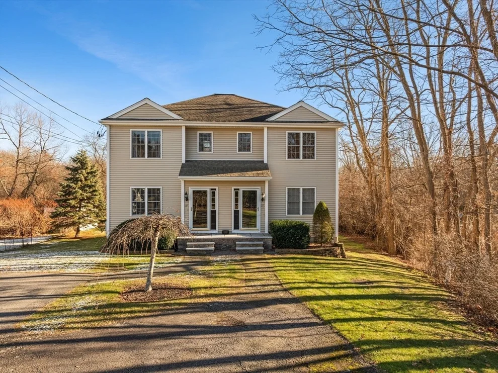 Unit for sale at 13 Williams St, Taunton, MA 02780