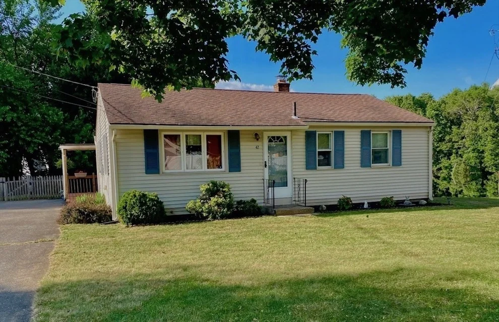 Unit for sale at 42 Mountainview Street, Agawam, MA 01001