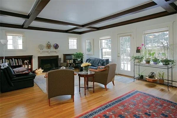 Unit for sale at 73 Winthrop Rd, Brookline, MA 02445