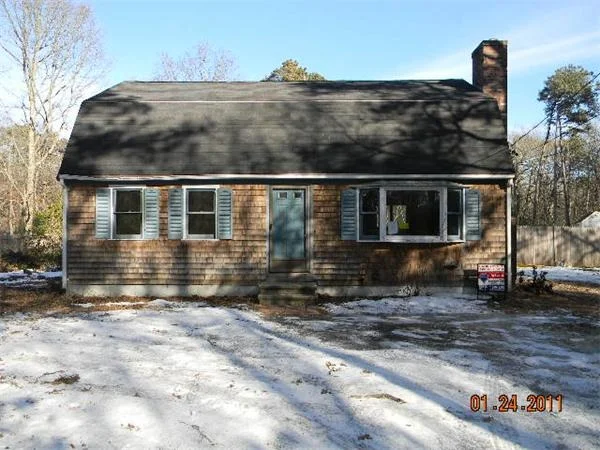 Unit for sale at 560 Skunknet Rd, Barnstable, MA 02632