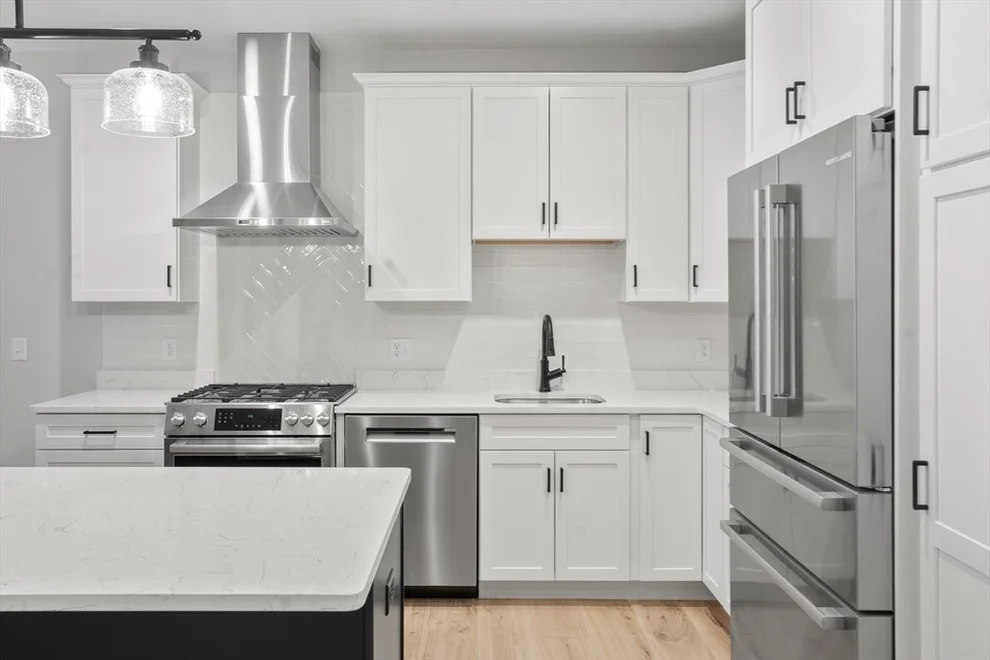 Unit for sale at 134 Court St, Plymouth, MA 02360