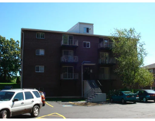 Unit for sale at 608 Boston Post Rd, Marlborough, MA 01752