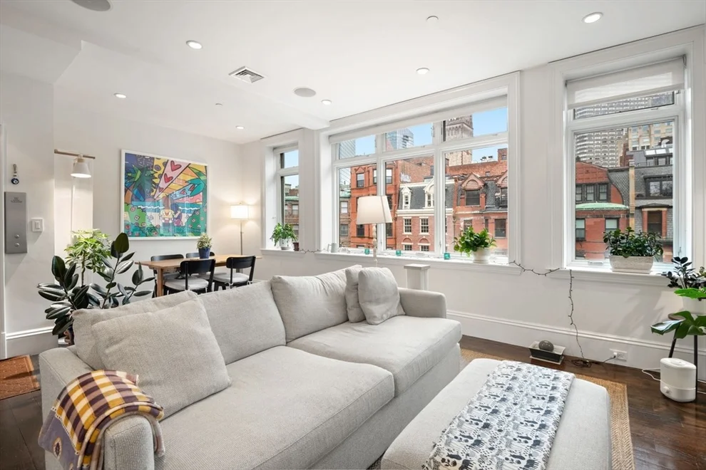 Unit for sale at 165 Newbury St, Boston, MA 02116