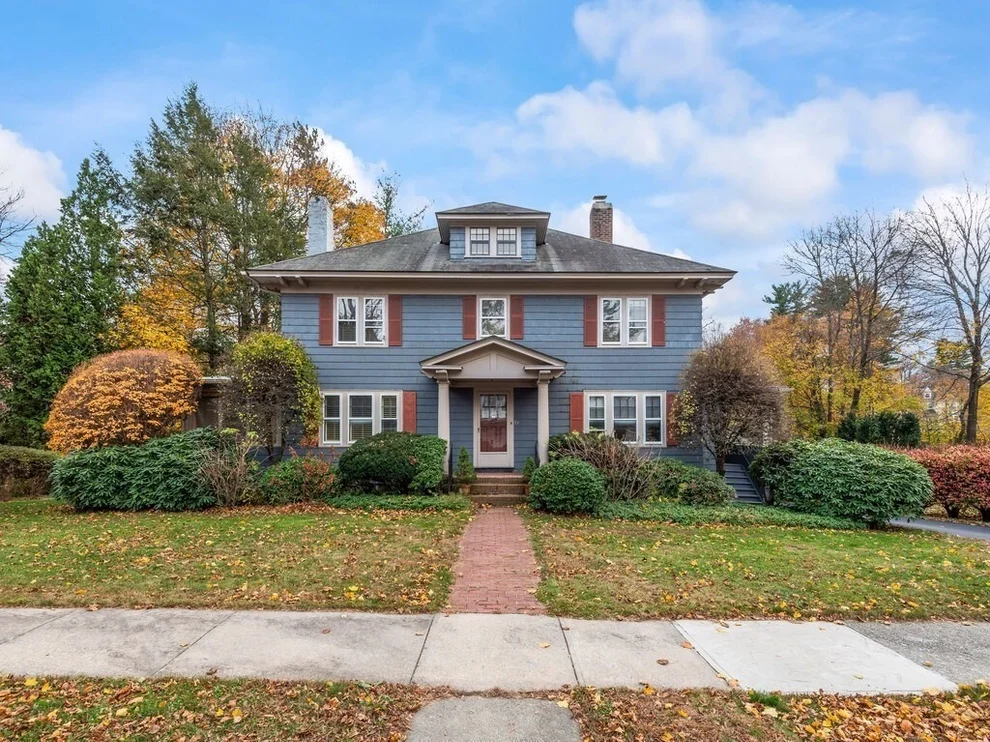 Unit for sale at 57 Berwick St, Worcester, MA 01602