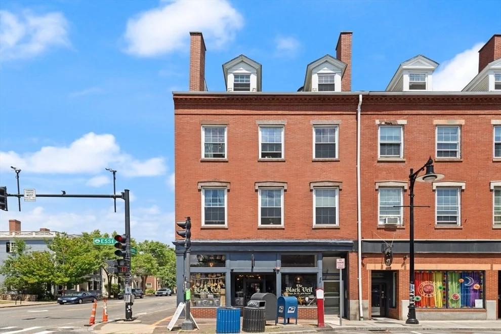 Unit for sale at 304 Essex St, Salem, MA 01970