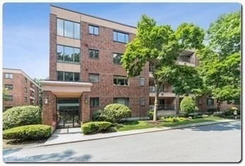 Unit for sale at 9 Ledgewood Way, Peabody, MA 01960