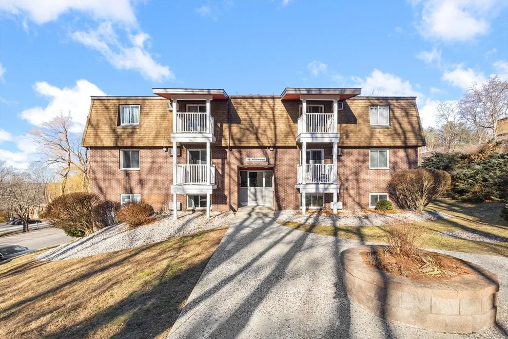 Unit for sale at 15 Wildwood St, Dracut, MA 01826