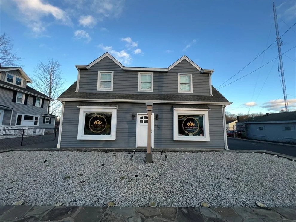 Unit for sale at 690 Washington St, Easton, MA 02375