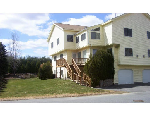 Unit for sale at 2 Algonquin Trl, Ashland, MA 01721