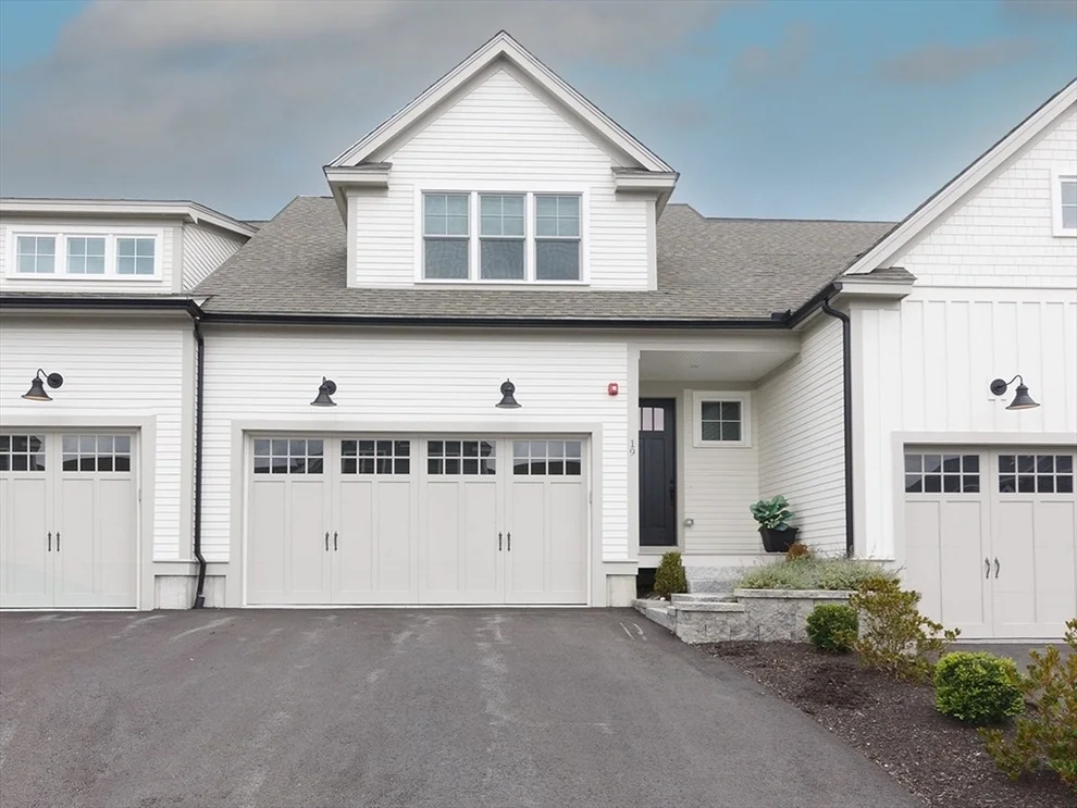 Unit for sale at 19 Weston Lane, Hopkinton, MA 01748