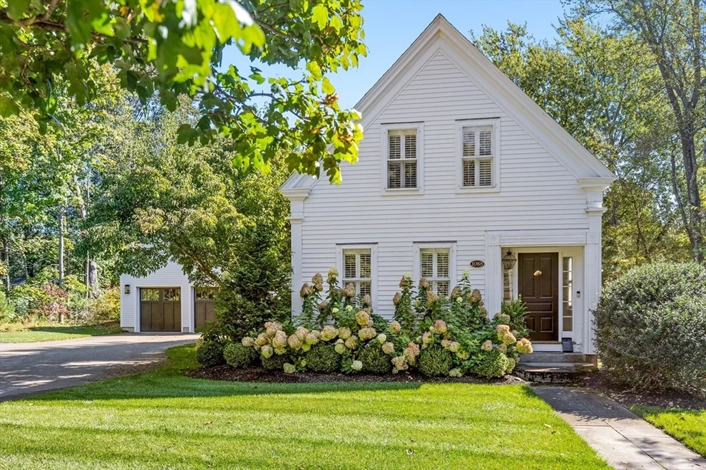 Unit for sale at 1088 Main St, Hingham, MA 02043