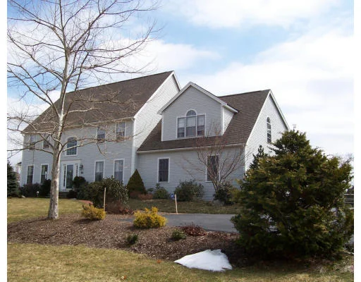 Unit for sale at 50 Cider Hill Lane, Sherborn, MA 01770