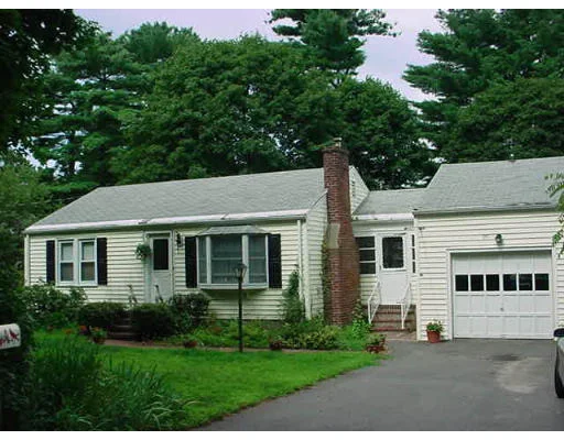 Unit for sale at 20 Woodlawn Drive, Millis, MA 02054
