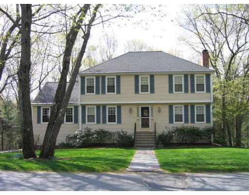 Unit for sale at 15 Smokey Hill Rd, Wayland, MA 01778