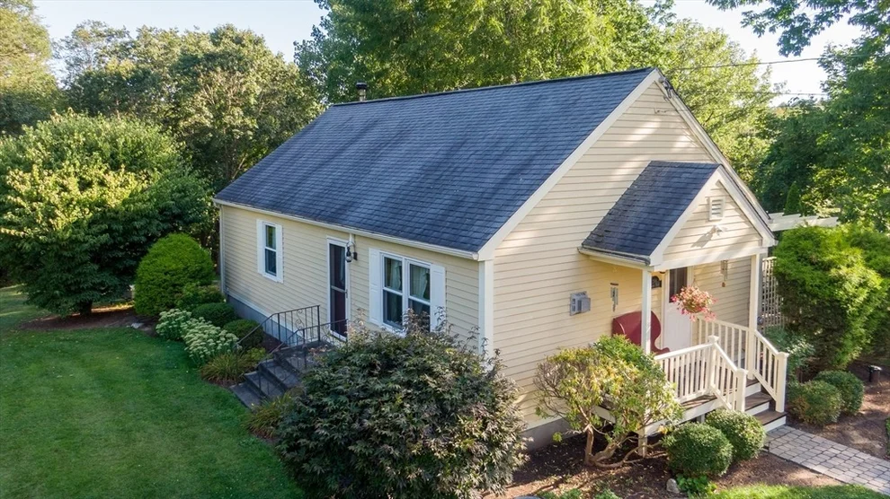 Unit for sale at 298 Torrey Rd, Southbridge, MA 01550