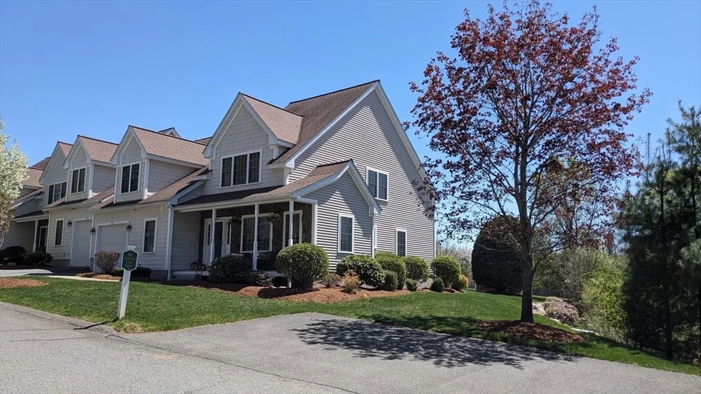 Unit for sale at 53 Baldwin Rd, Billerica, MA 01821