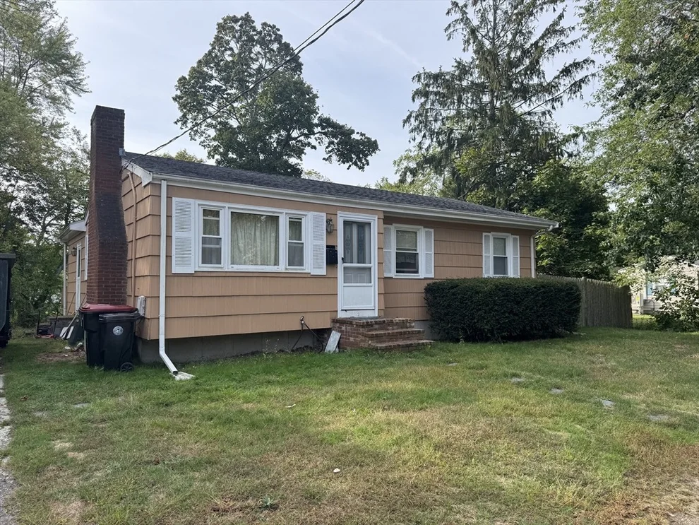 Unit for sale at 112 Hillside Ave, Brockton, MA 02302